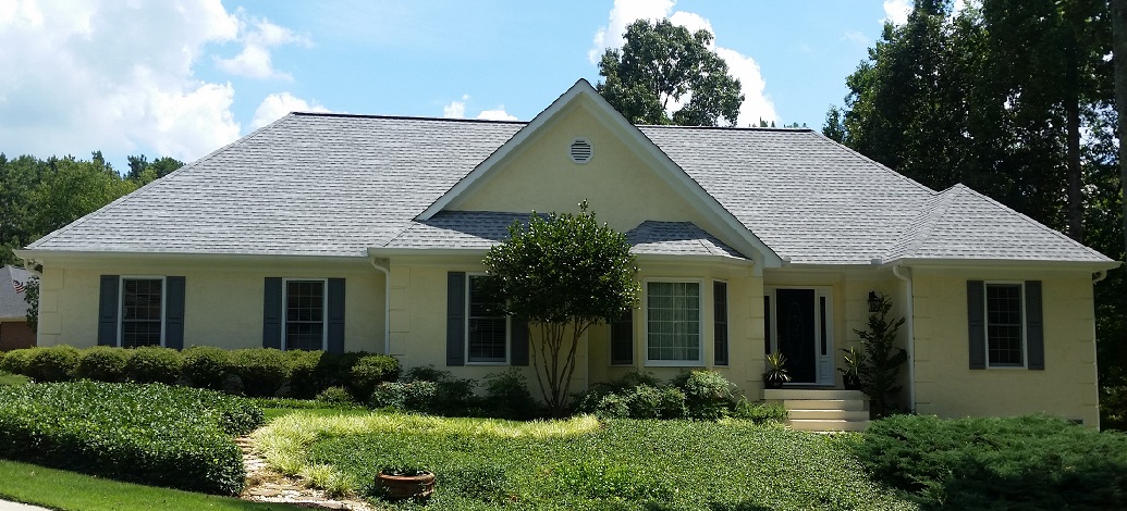 Roof Cleaning & Pressure Washing in Fayetteville, Peachtree City, Newnan, Columbus, Manchester, Ga